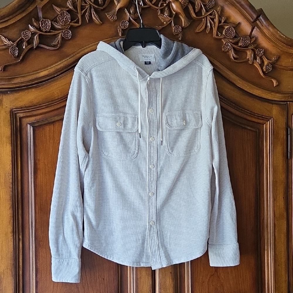 American Eagle Outfitters Gray Hooded Shirt